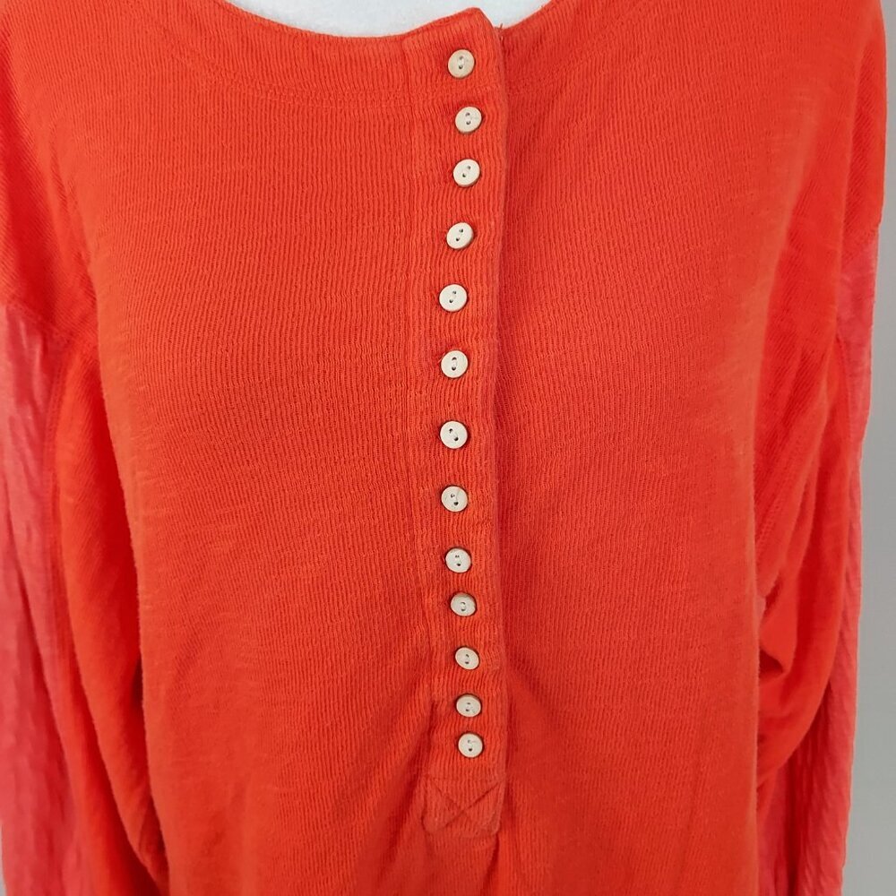 Free People Back At It Henley Oversized Orange Top Size XS - Picture 3 of 11